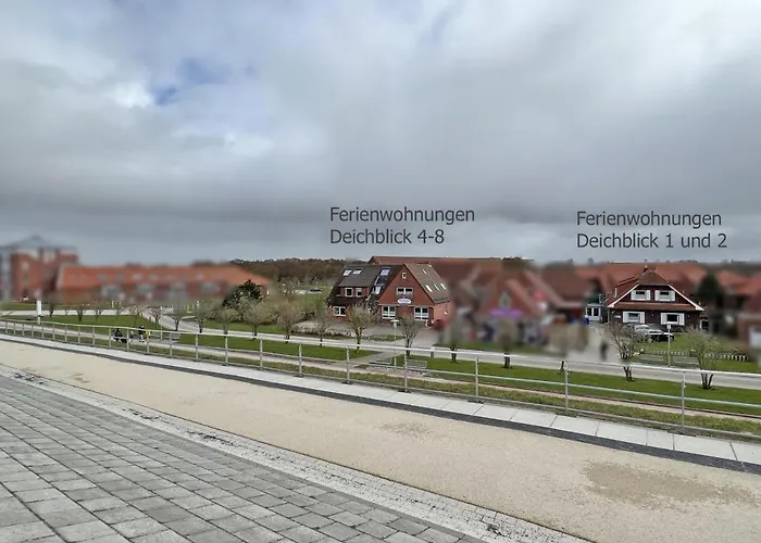 Deichblick 7 In Norddeich- Urlaub Und Erholung Am Strand
